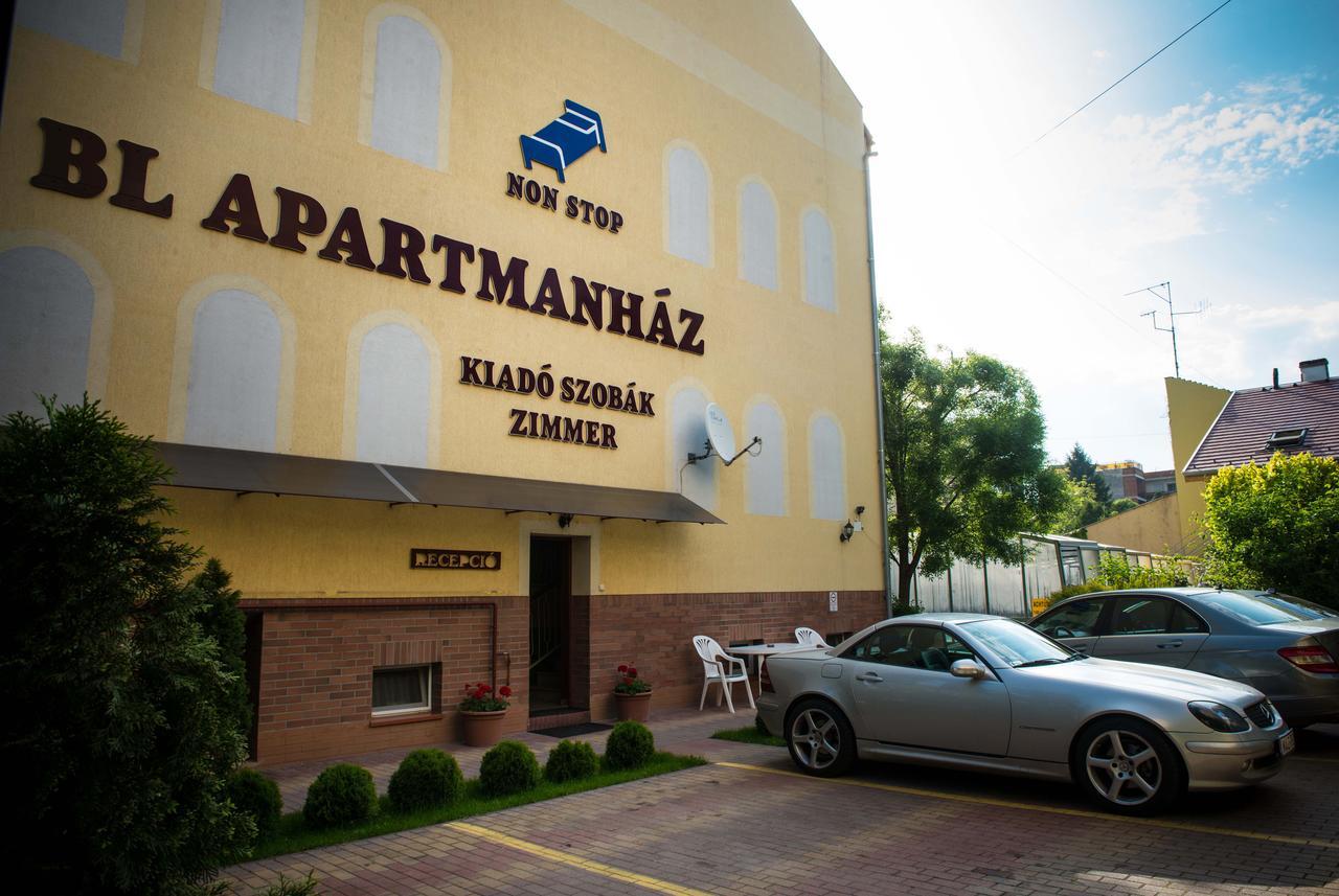 Bl Luxus Apartman Сегед Экстерьер фото