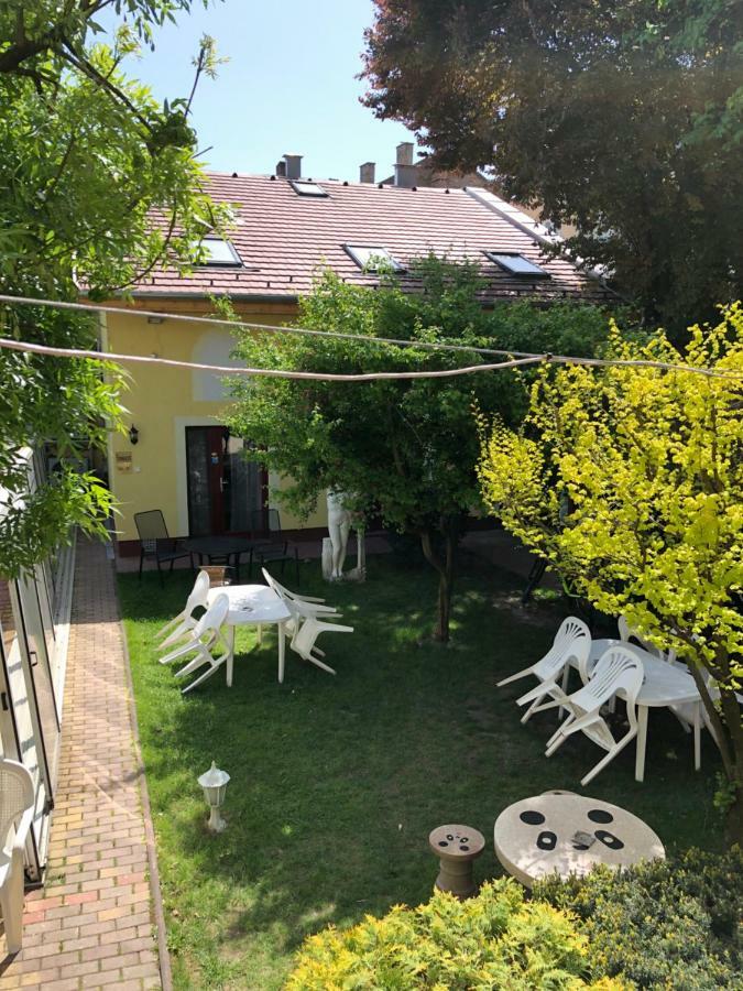 Bl Luxus Apartman Сегед Экстерьер фото